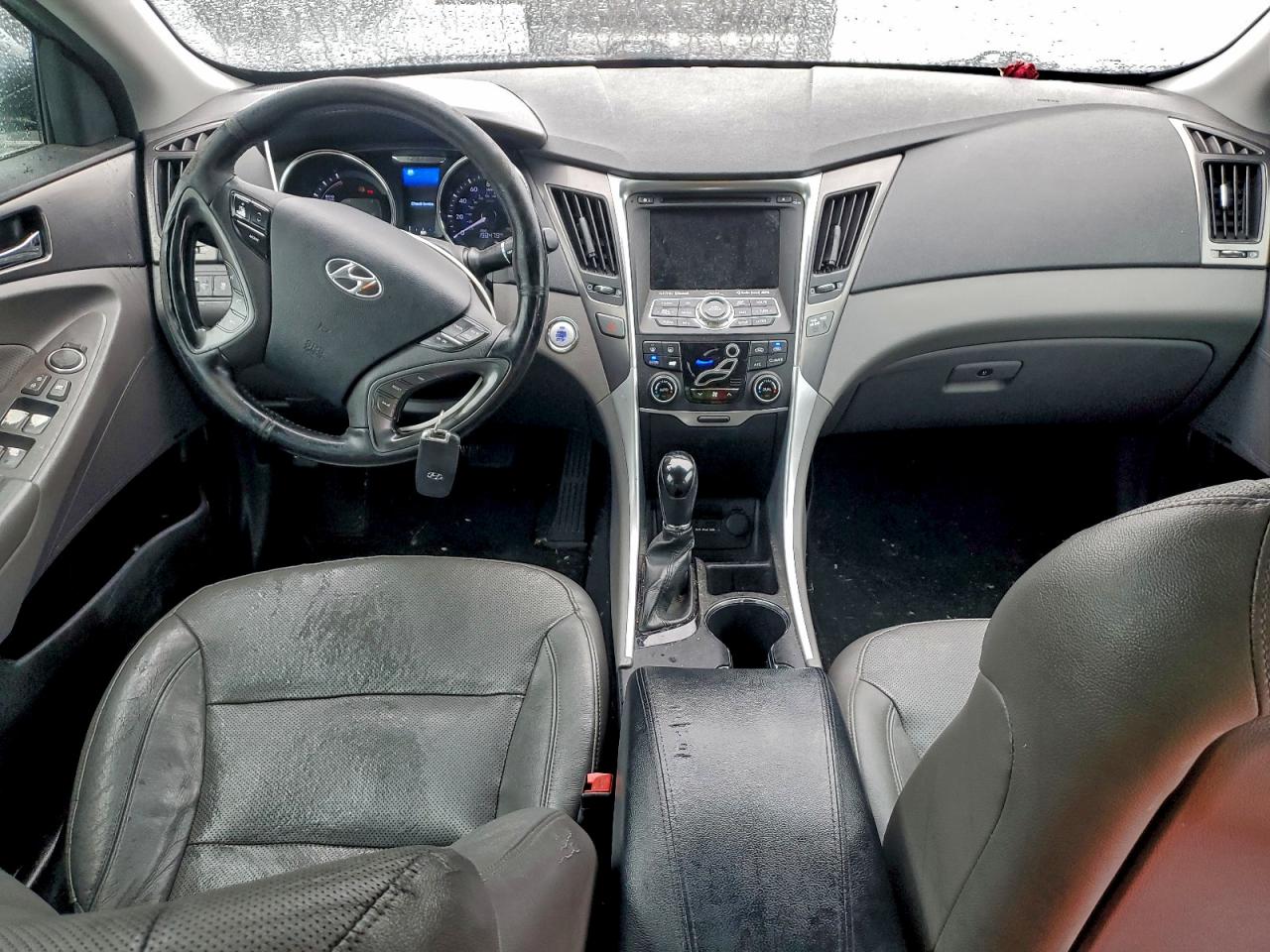 Hyundai SONATA Hybrid Image 10