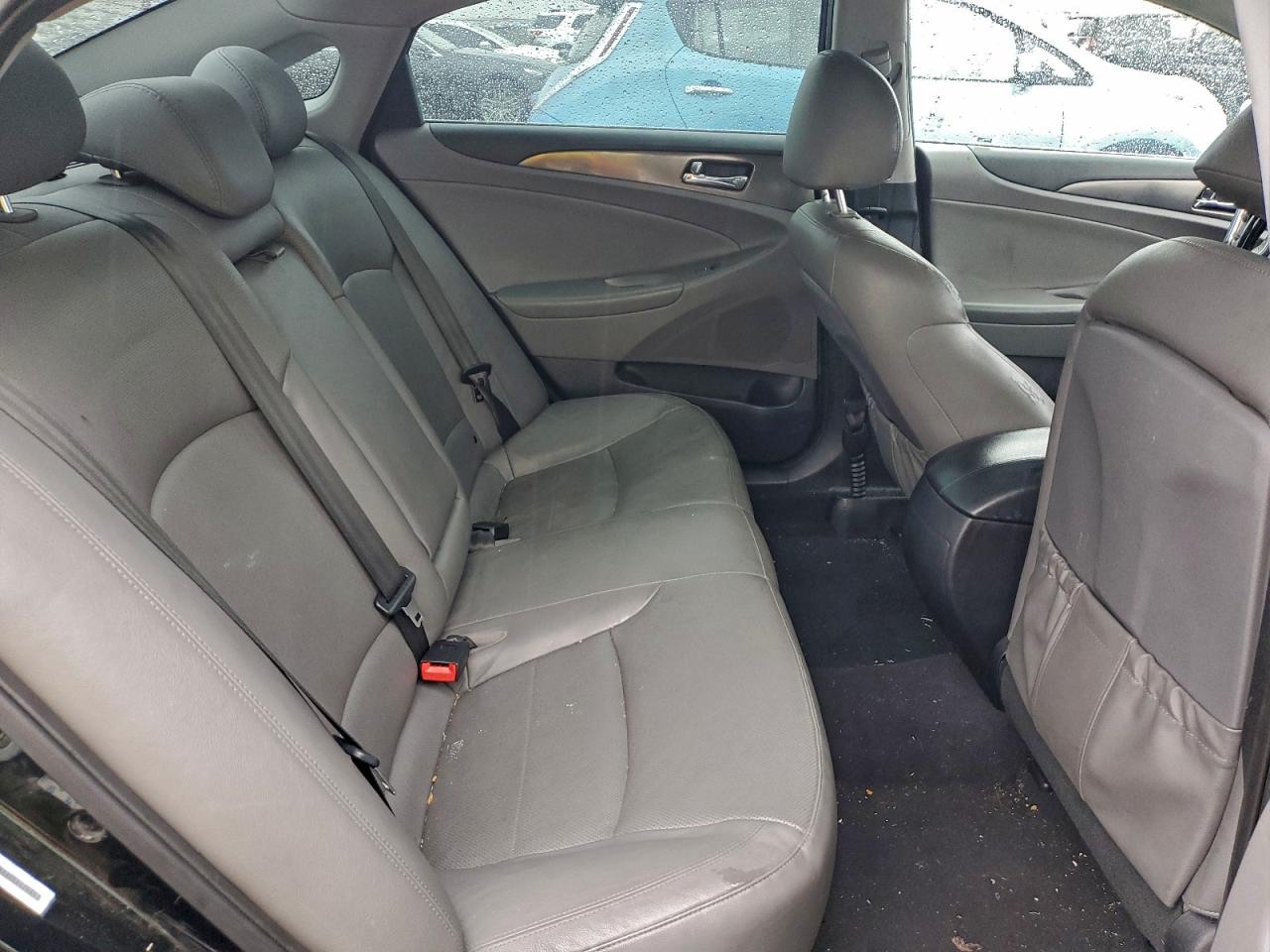 Hyundai SONATA Hybrid Image 11