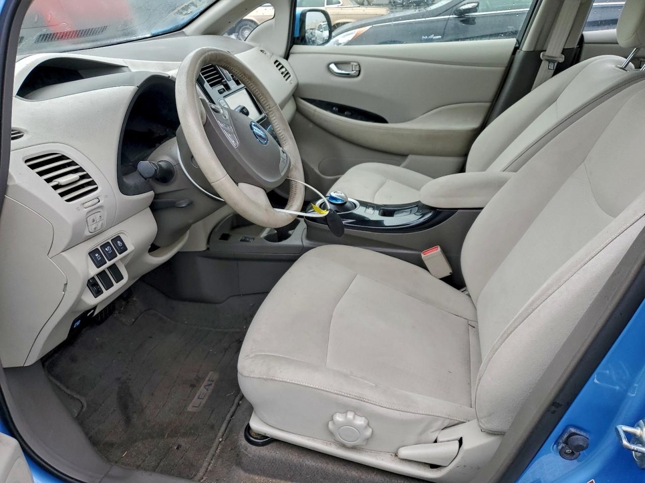 Nissan LEAF Sv Image 3