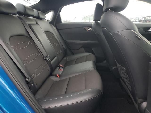 Kia Forte Gt Line Image 8