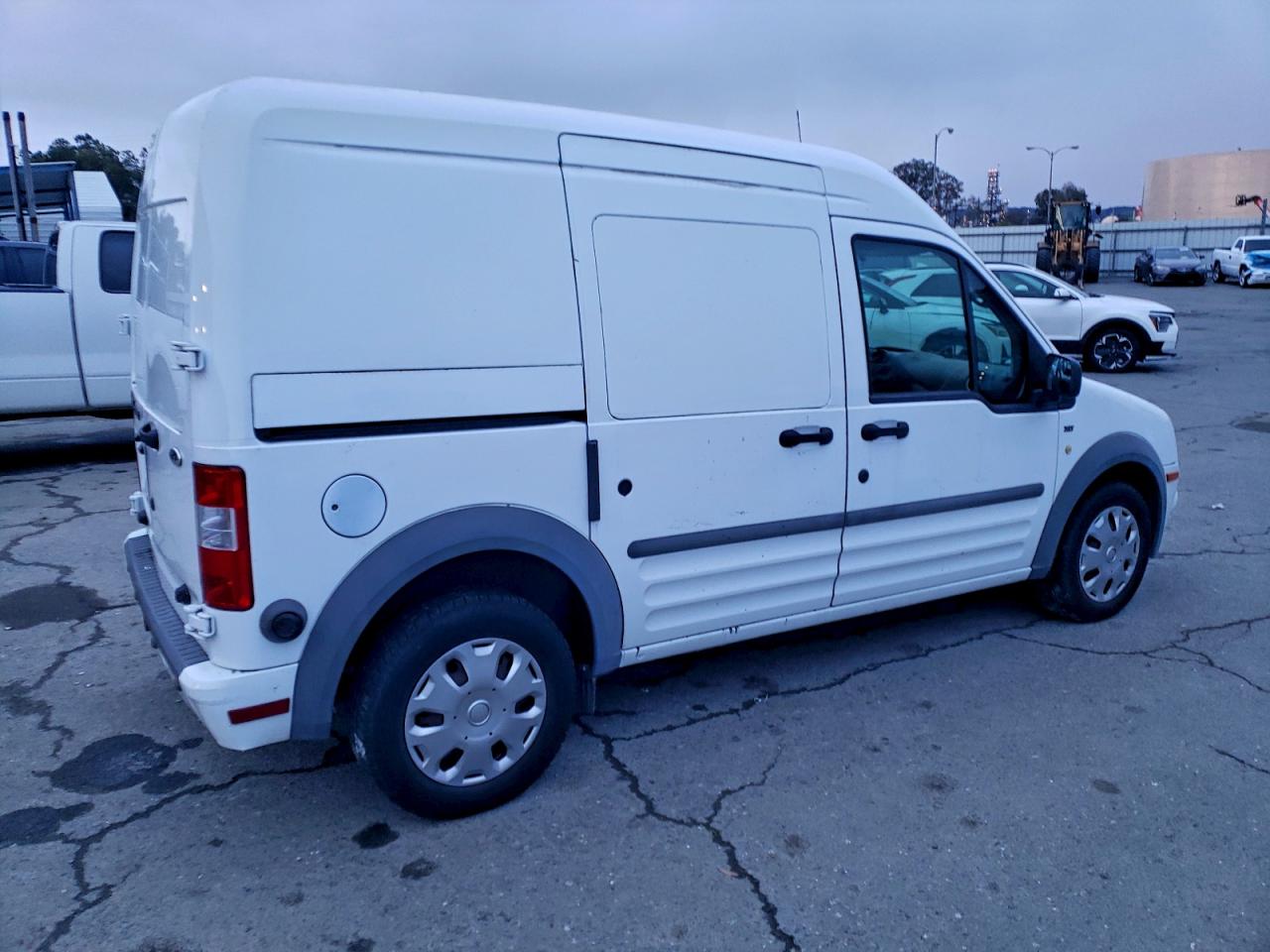 Ford Transit Xlt Image 7