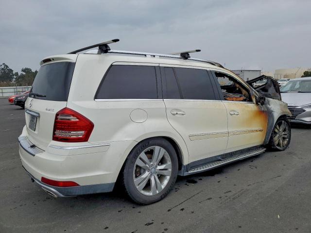 Mercedes-Benz G-Class 450 4matic Image 11