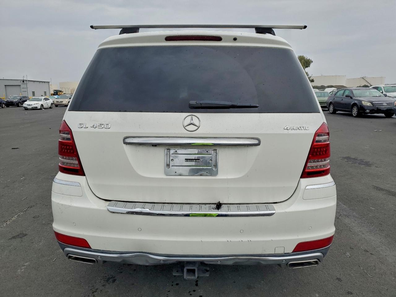 Mercedes-Benz G-Class 450 4matic Image 10