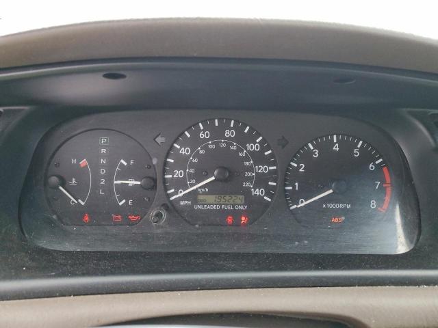 Toyota Camry Le Image 6