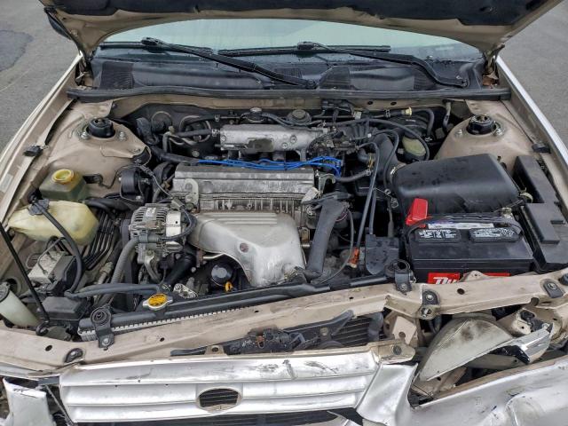 Toyota Camry Le Image 5