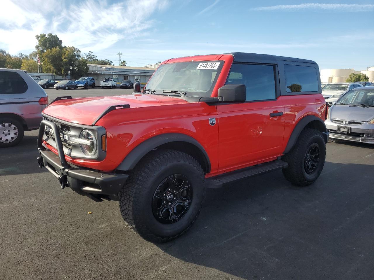 Ford Bronco Base Image 1