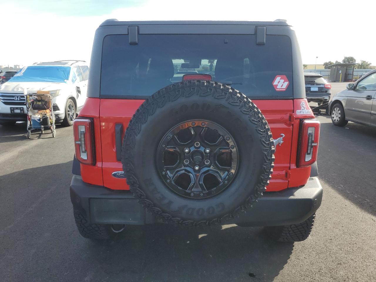 Ford Bronco Base Image 10