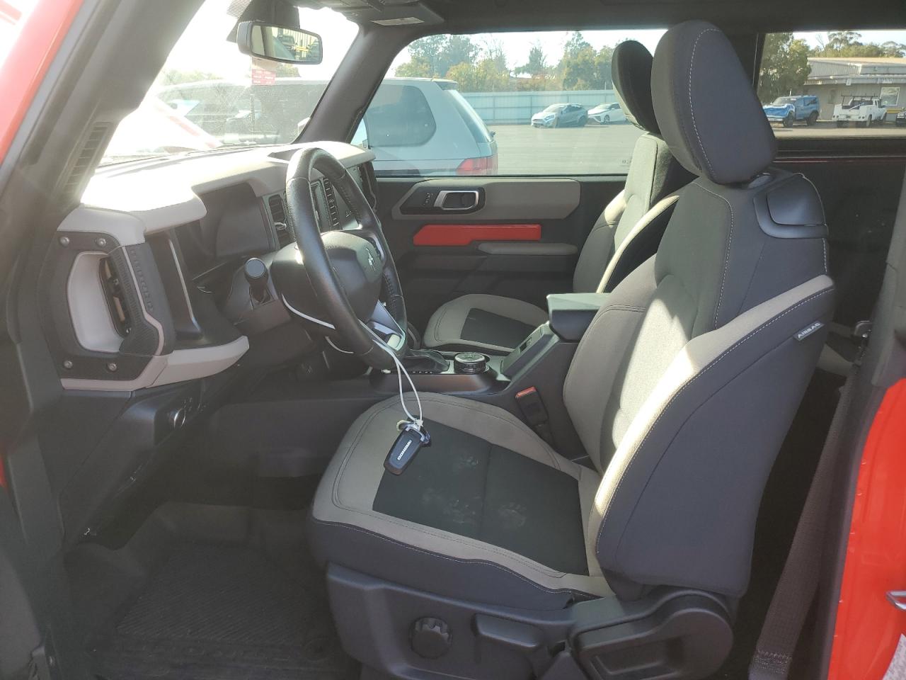 Ford Bronco Base Image 3