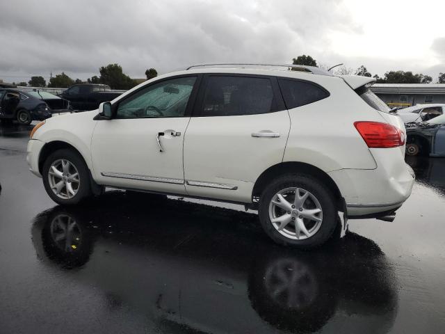 Nissan Rogue S Image 2