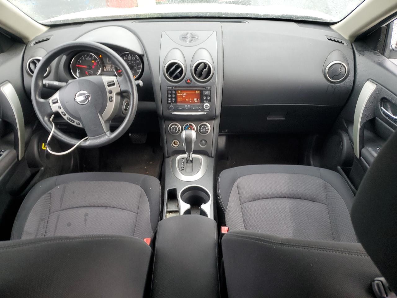 Nissan Rogue S Image 10