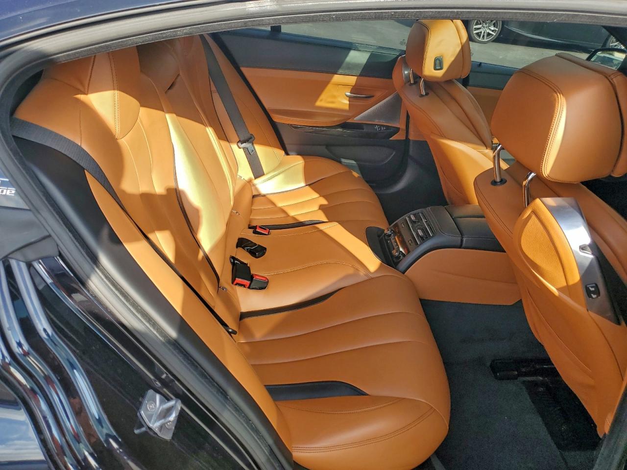 BMW 6 Series I Gran Coupe Image 11