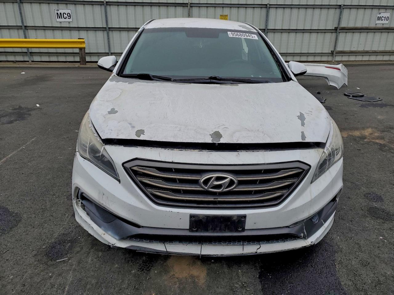 Hyundai SONATA Sport Image 2