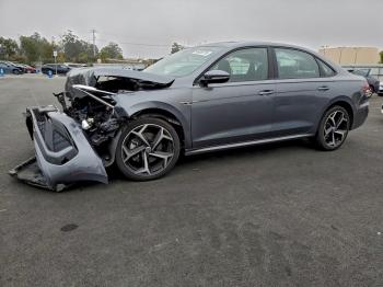  Salvage Volkswagen Passat