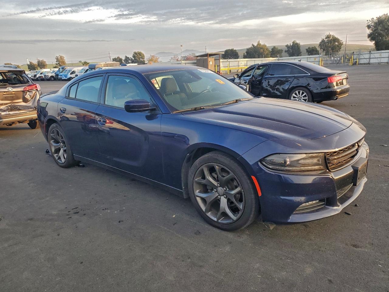 Dodge Charger Sxt Image 7