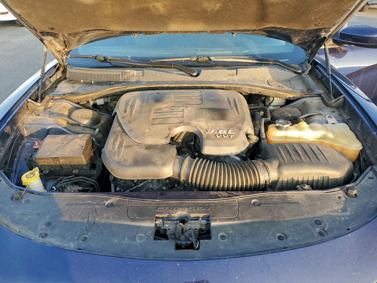 Dodge Charger Sxt Image 9