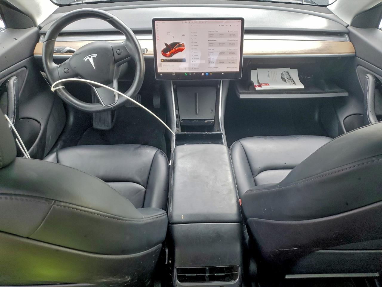 Tesla Model 3 Image 6