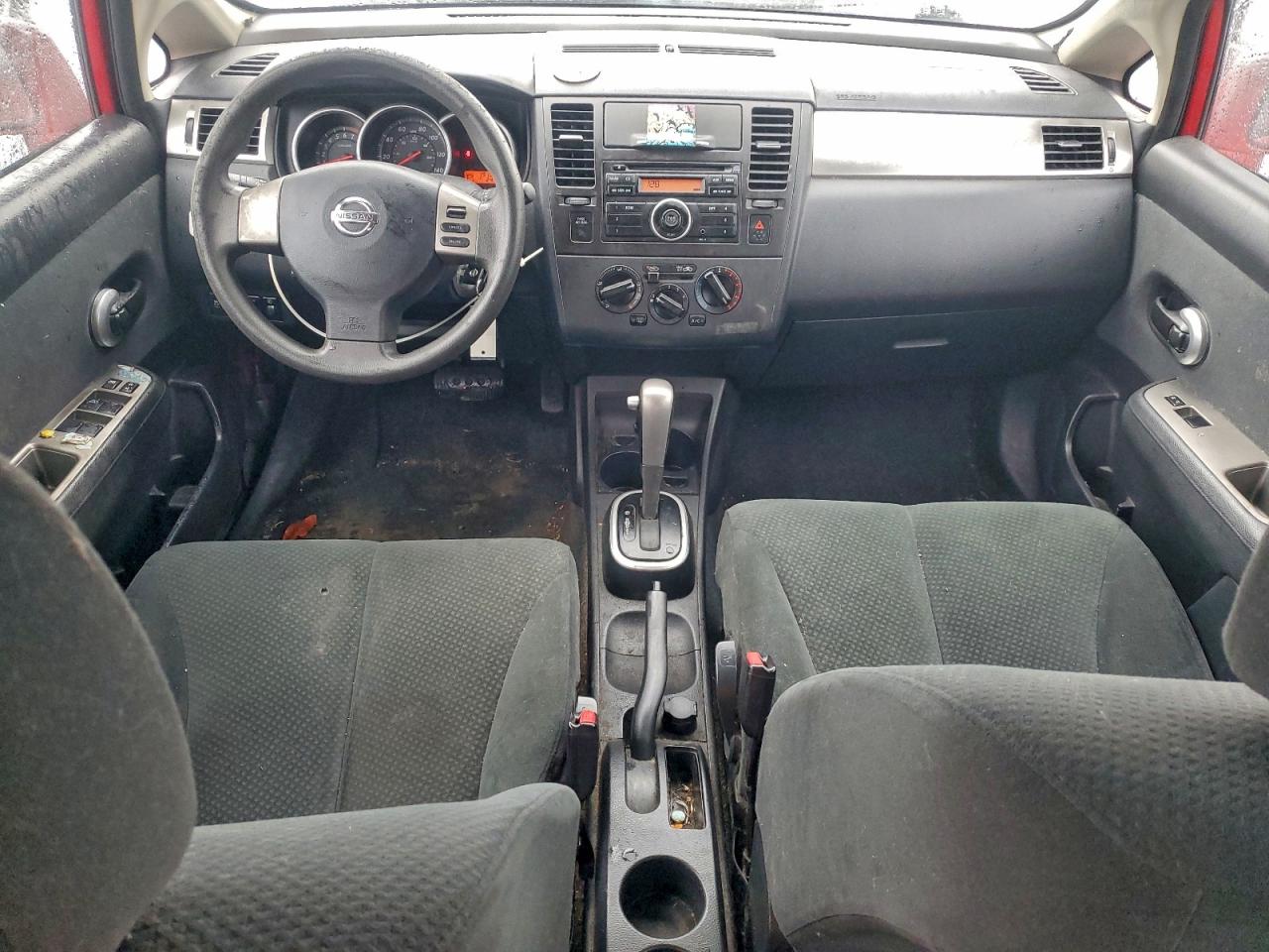 Nissan Versa S Image 12