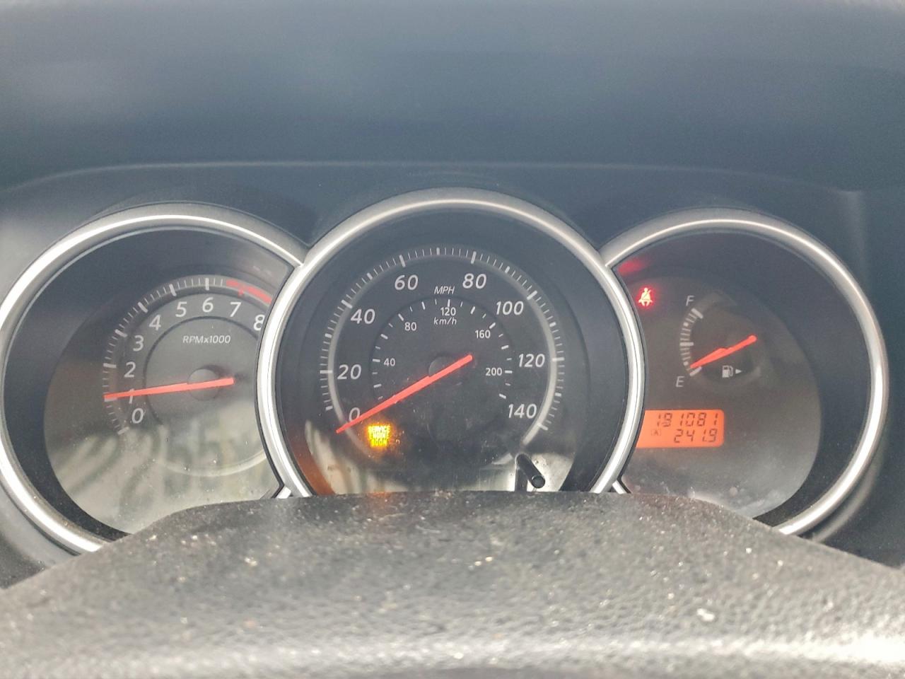 Nissan Versa S Image 7