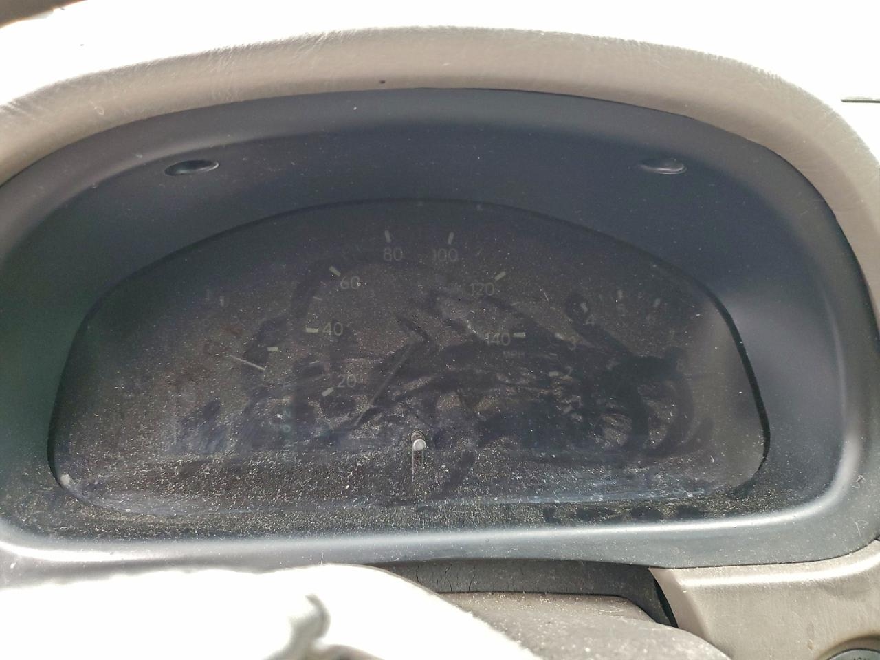 Lexus RX 300 Image 12