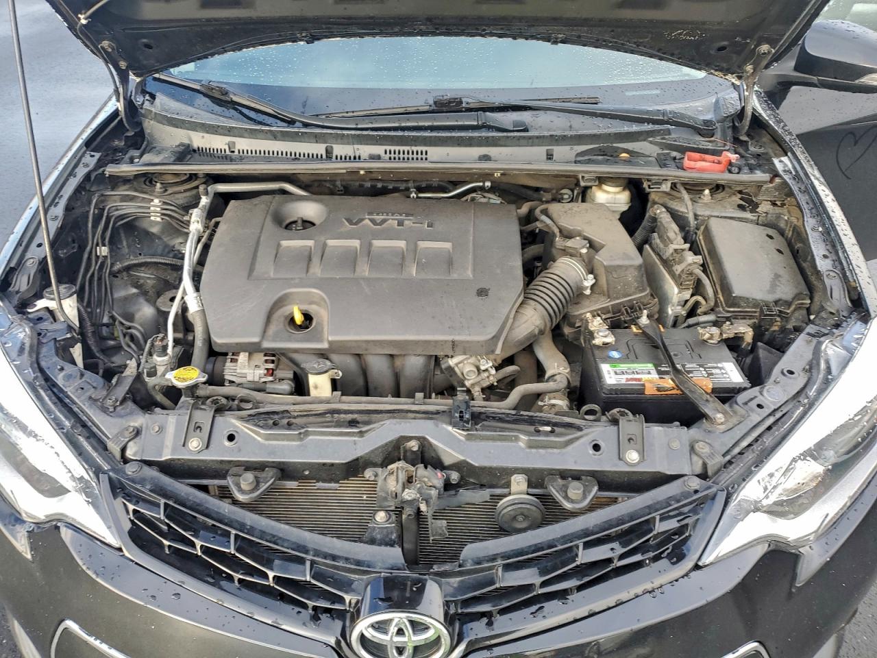 Toyota Corolla L Image 5