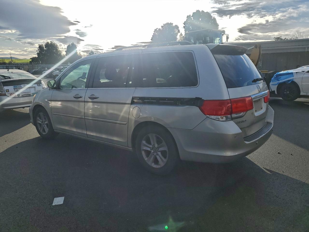 Honda Odyssey Touring Image 8