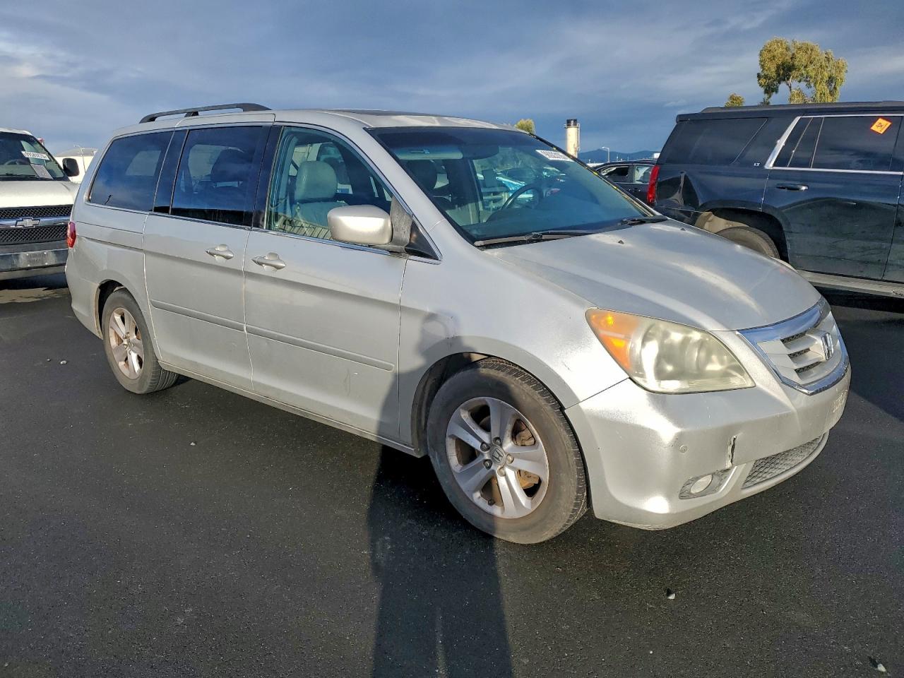 Honda Odyssey Touring Image 4