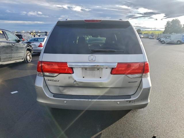 Honda Odyssey Touring Image 5