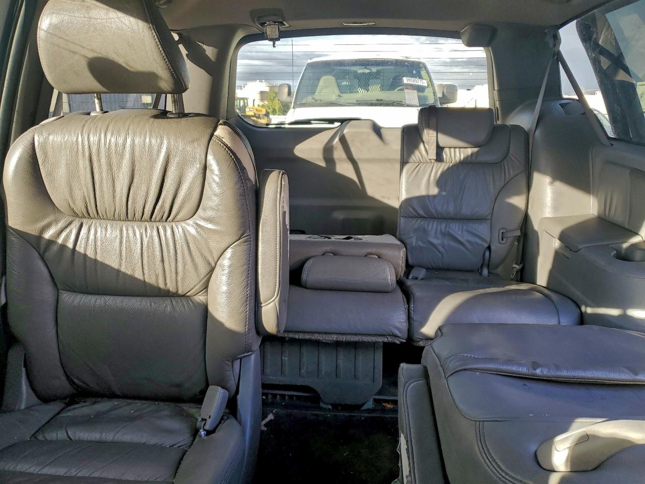 Honda Odyssey Touring Image 9