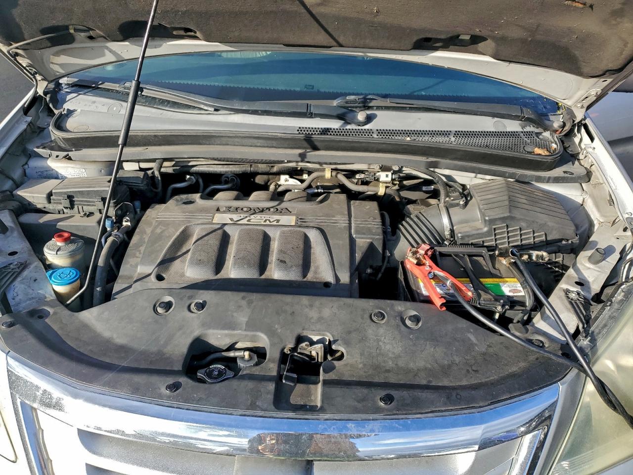 Honda Odyssey Touring Image 12