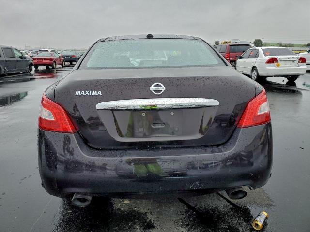 Nissan Maxima S Image 4
