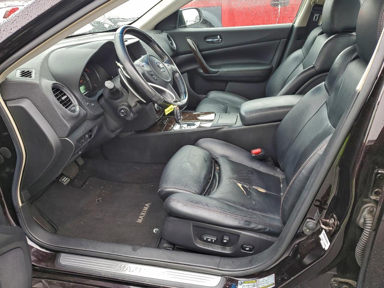 Nissan Maxima S Image 7