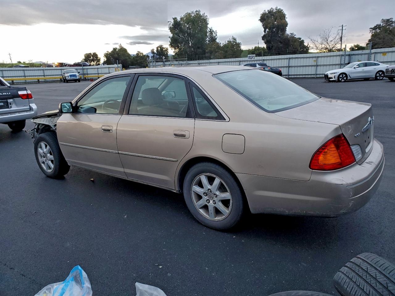 Toyota Avalon Xl Image 5