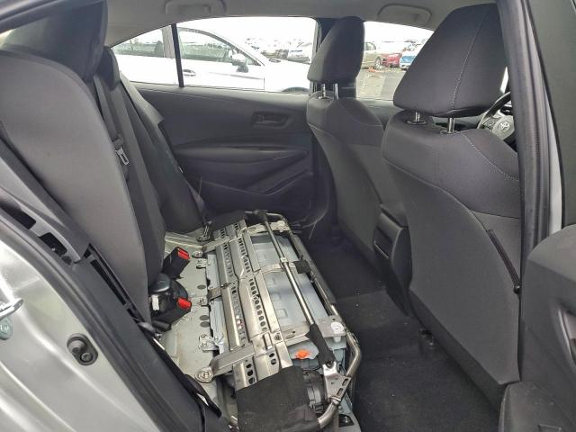 Toyota Corolla Le Image 10