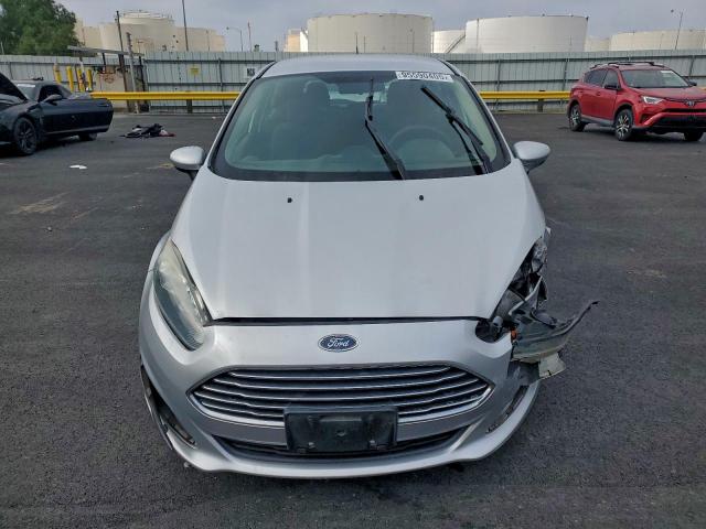 Ford Fiesta S Image 5