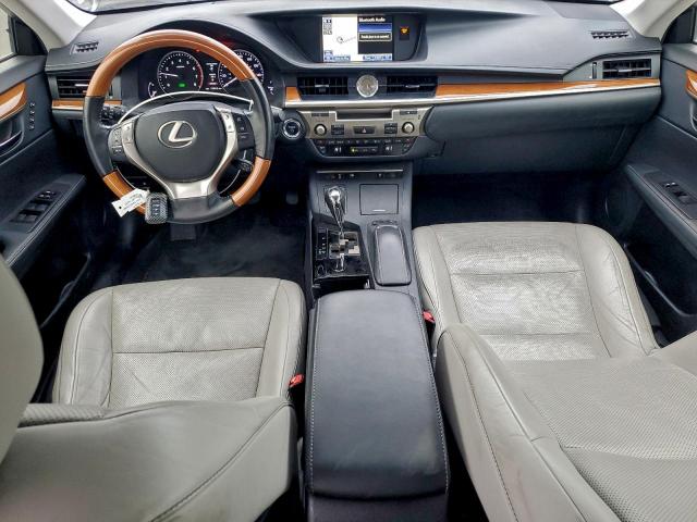 Lexus Es 300h Image 10