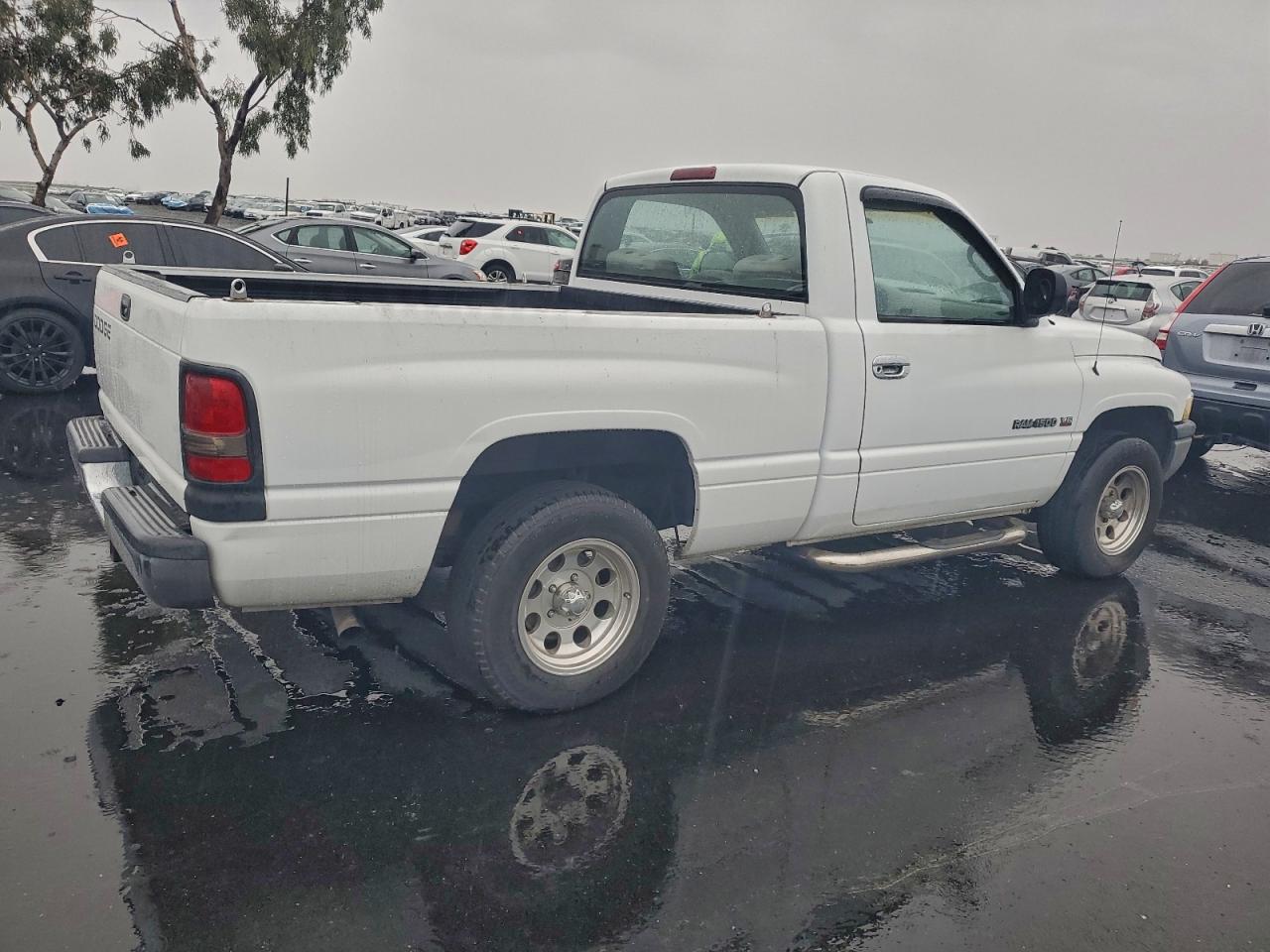 Dodge Ram 1500 Image 2