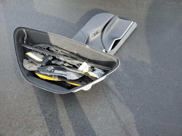 Tesla Model S Image 5