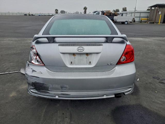 Toyota Scion Image 12