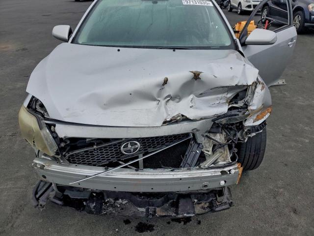 Toyota Scion Image 9