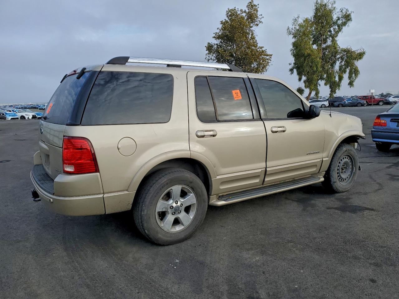 Ford Explorer Limited Image 9