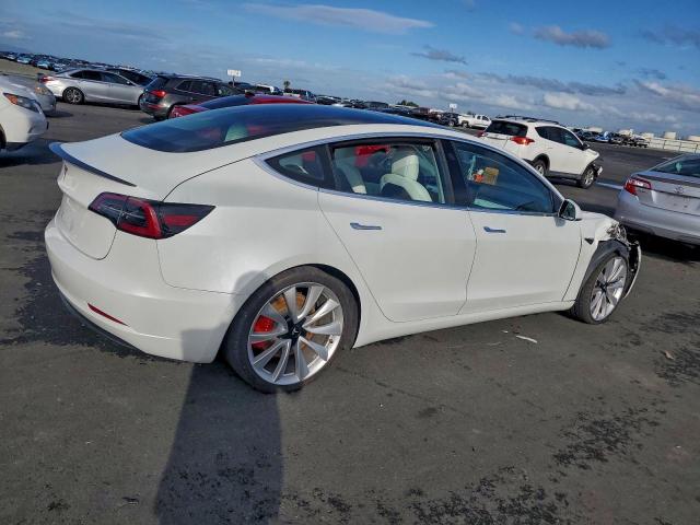 Tesla Model 3 Image 9