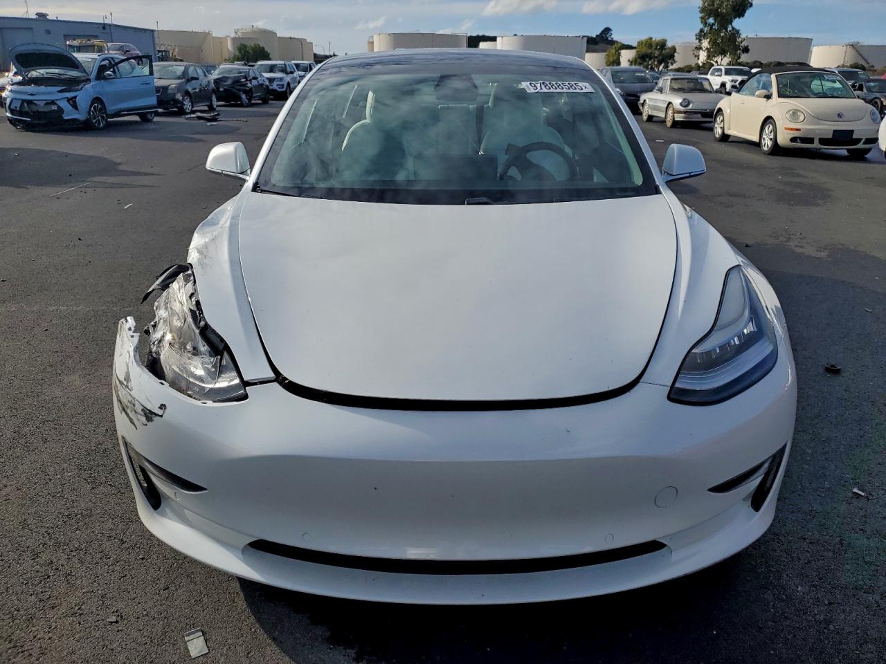 Tesla Model 3 Image 5
