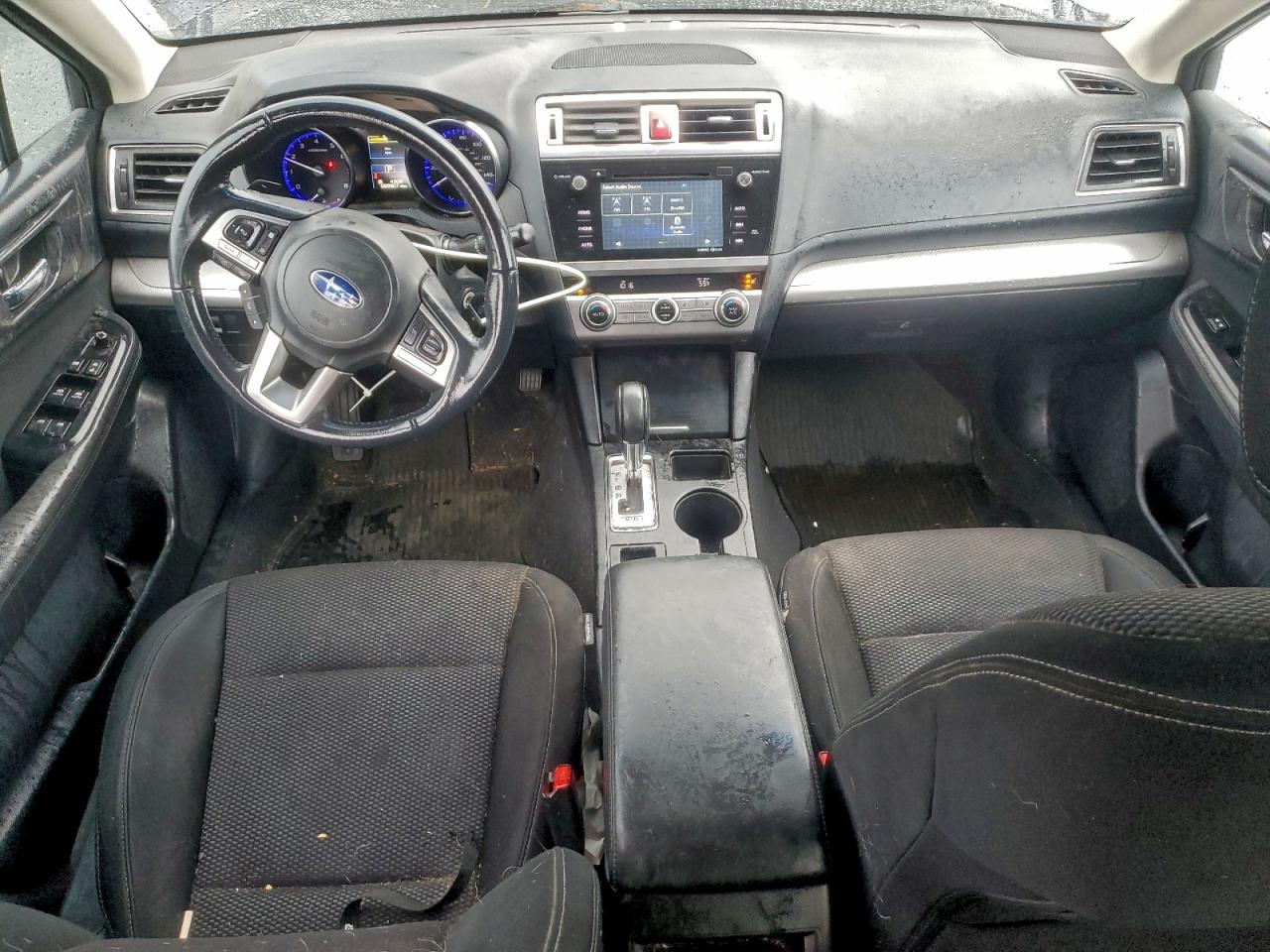 Subaru Outback 2.5i Premium Image 8