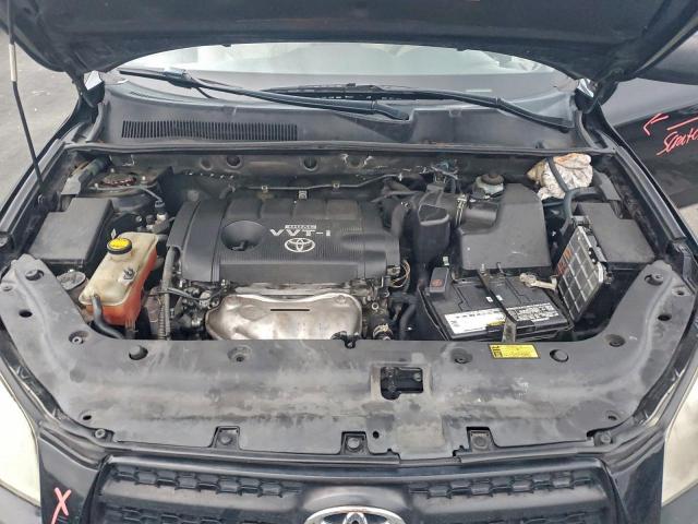 Toyota RAV4 Image 11