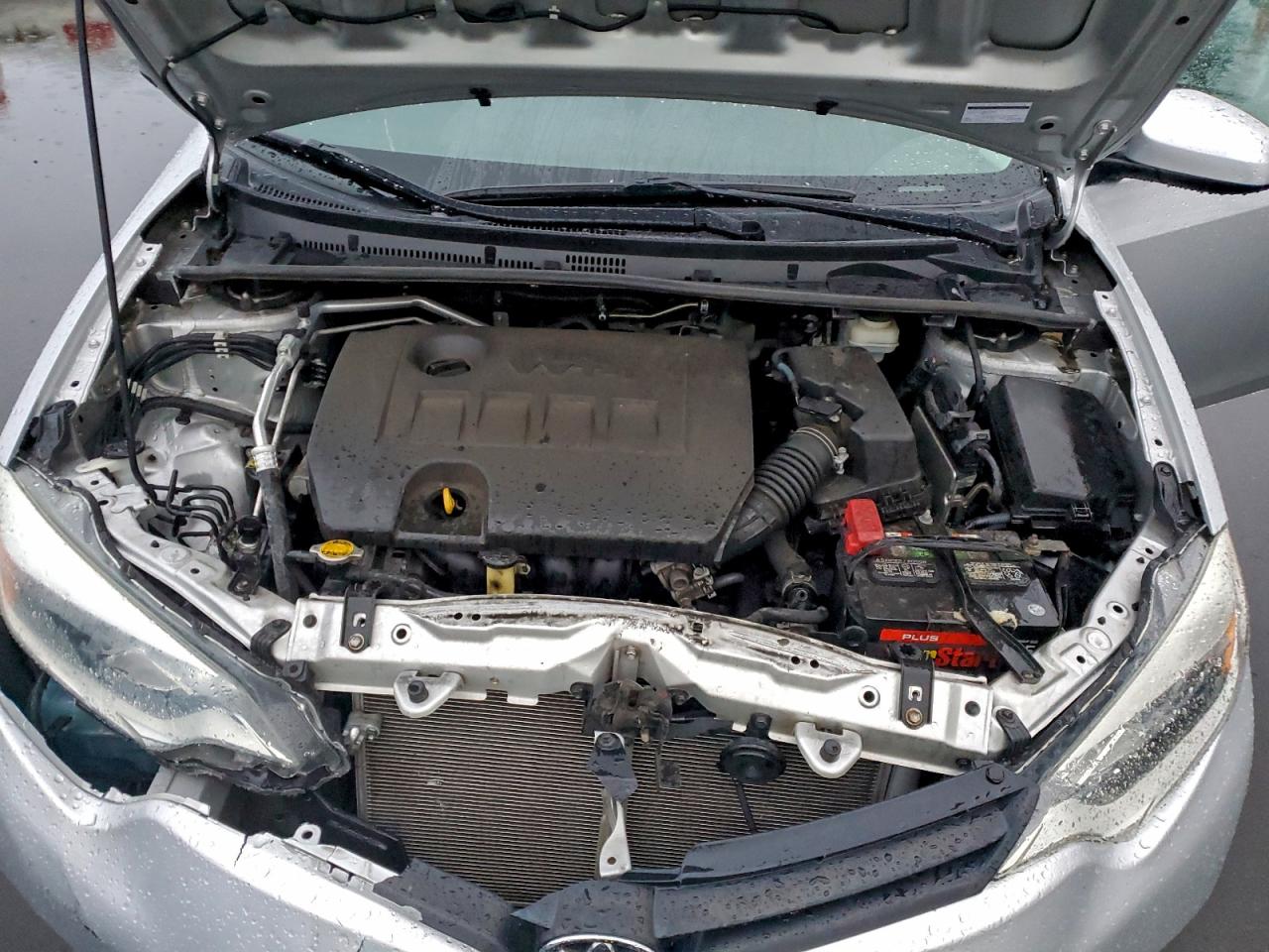 Toyota Corolla L Image 10