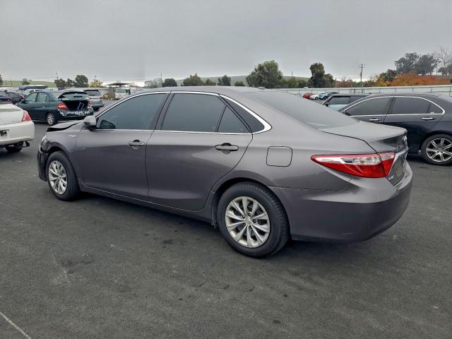 Toyota Camry Hybrid Image 2