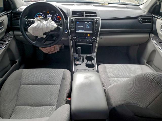 Toyota Camry Hybrid Image 11