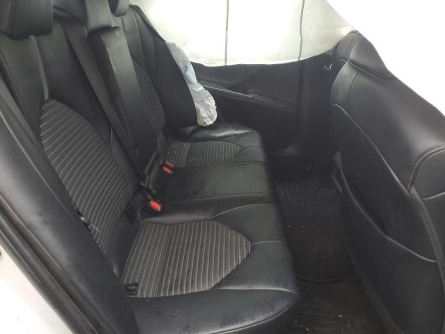 Toyota Camry Se Image 5