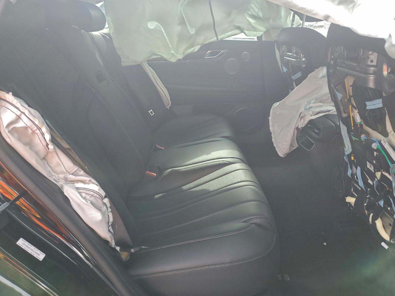 Genesis G80 Base Image 12