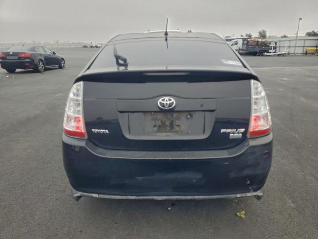 Toyota Prius Image 8
